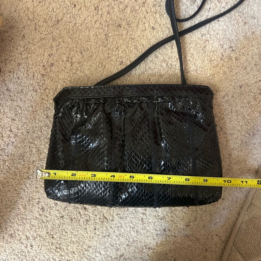 Morgan Taylor leather snakeskin black crossbody purse- vintage - Picture 16 of 17